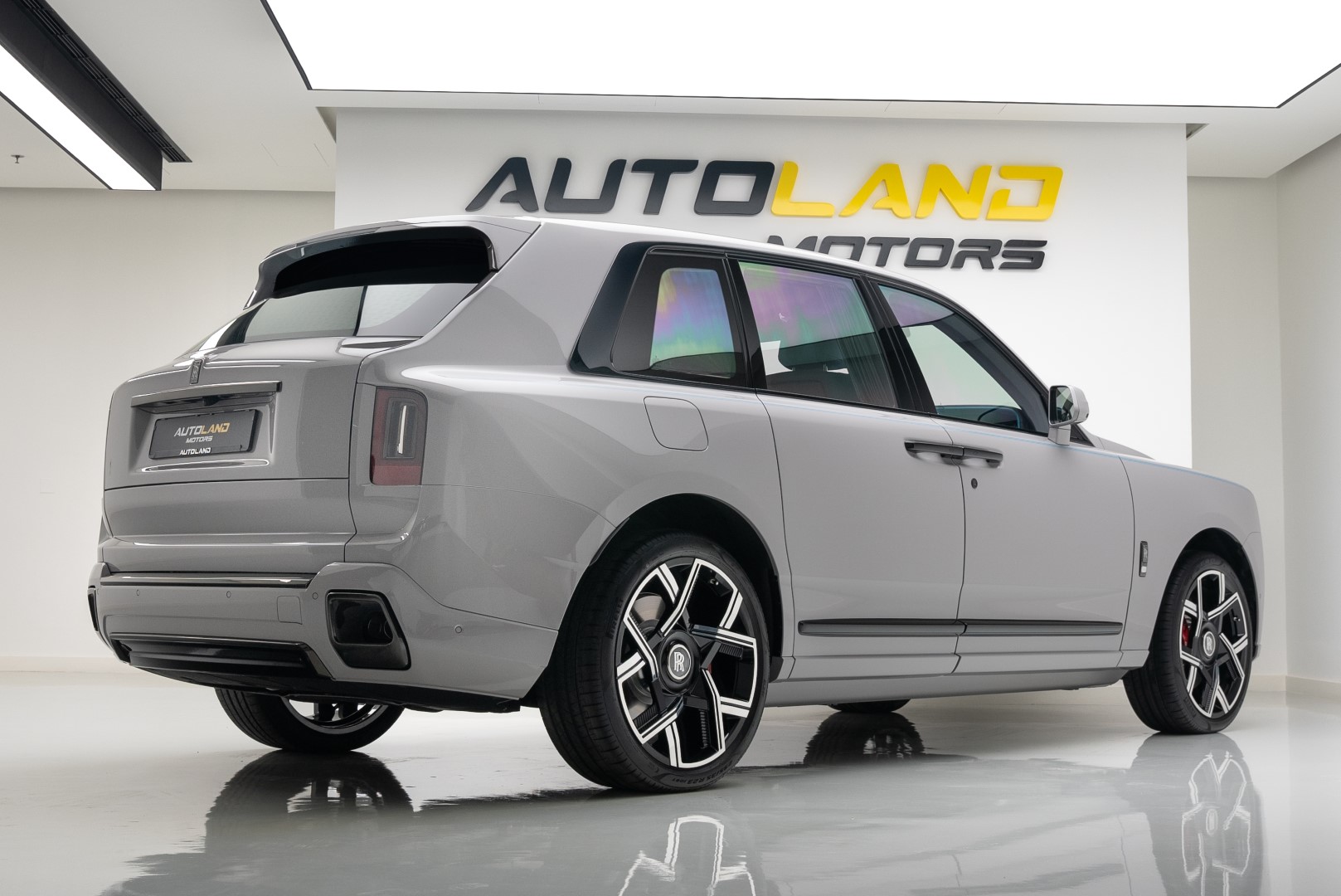 2025 ROLLS ROYCE GCC CULLINAN BLACK BADGE. WARANTY SERVICE